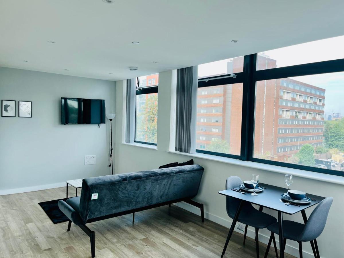 Stunning One Bedroom Apartment In Old Trafford Manchester Exterior foto